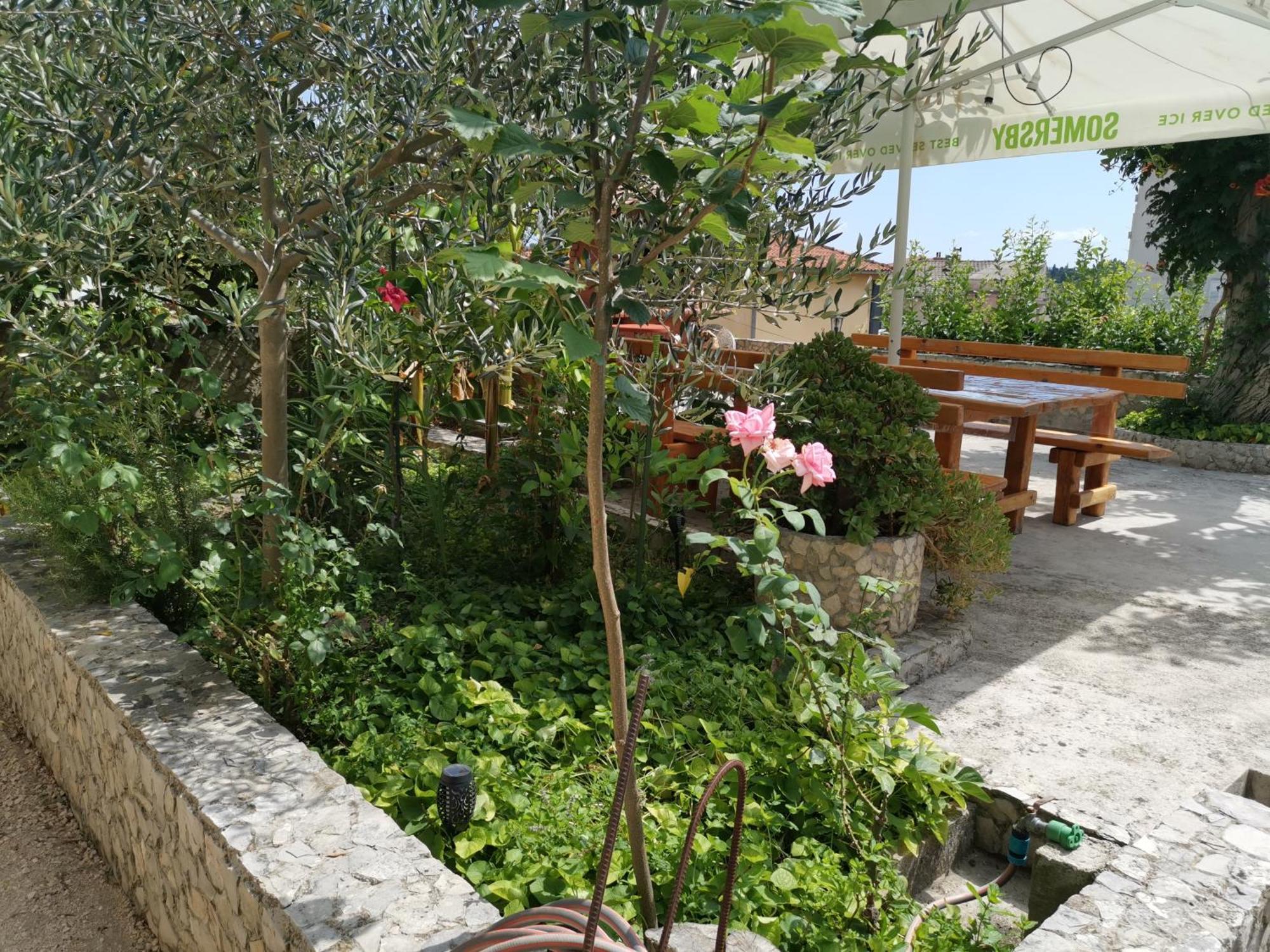 Apartmani Rudelj Makarska Exterior photo